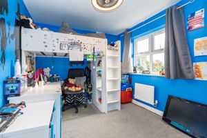 Bed- click for photo gallery